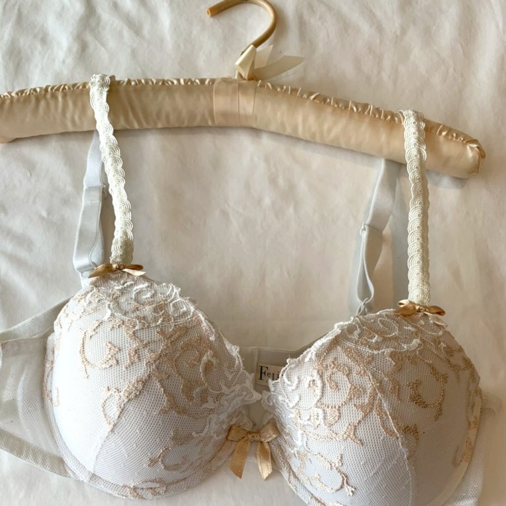 Felina Embroidered Lace Push Up Bra - Size 36 C